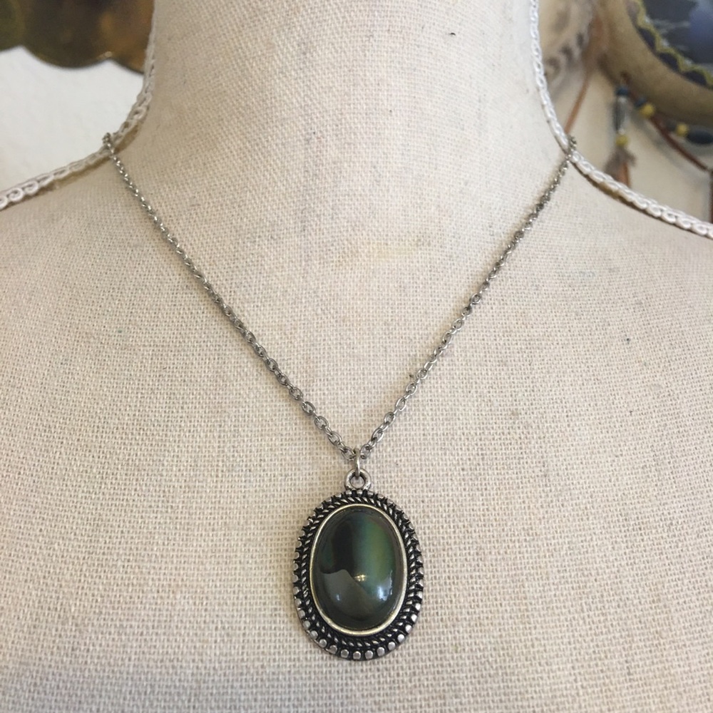 Bubble resin stone medallion silver tone necklace
